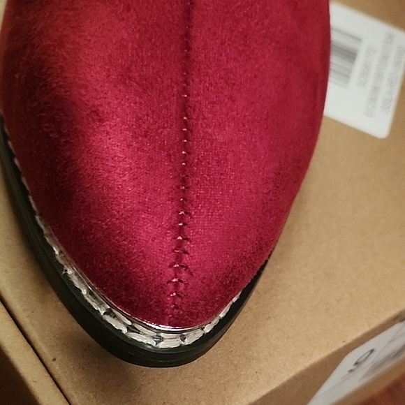 Journee Collection Chic Red Ankle Booties - Picture 6 of 6